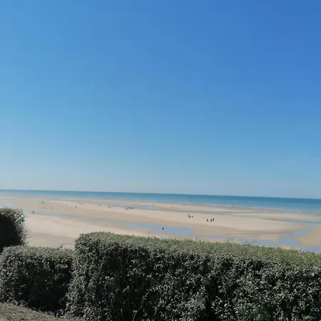 Nice Apartment Near Beach *